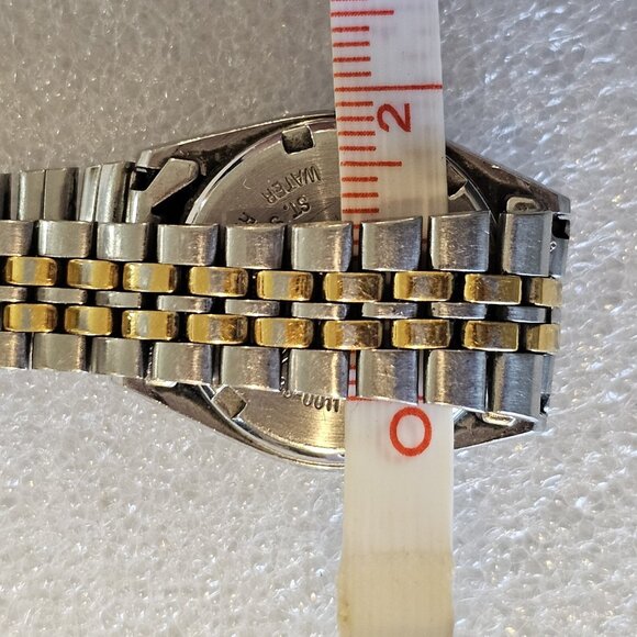 Vintage Seiko Womens Two Tone Silver Gold Day Date Wristwatch- Needs Battery - Picture 14 of 15